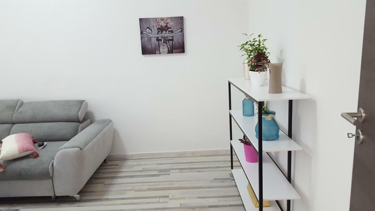 Apartamento Imperia *** Pula